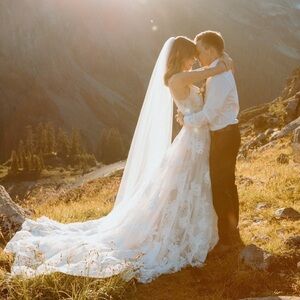 120” cathedral wedding veil- light ivory